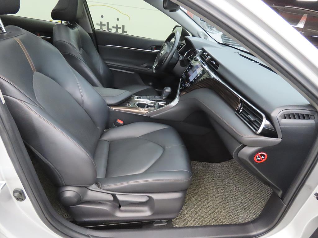 Toyota Camry - Vista 10