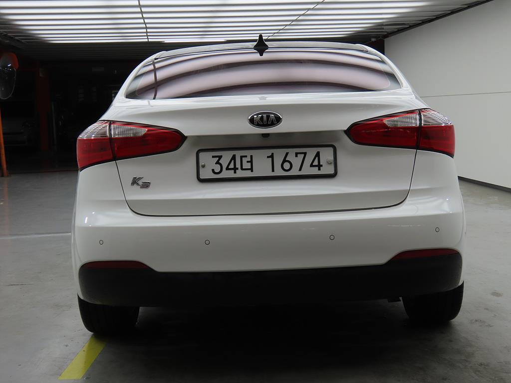 KIA K3 - Vista 3