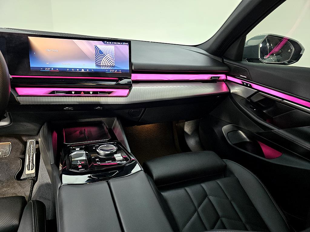 BMW 5 Series - Vista 10