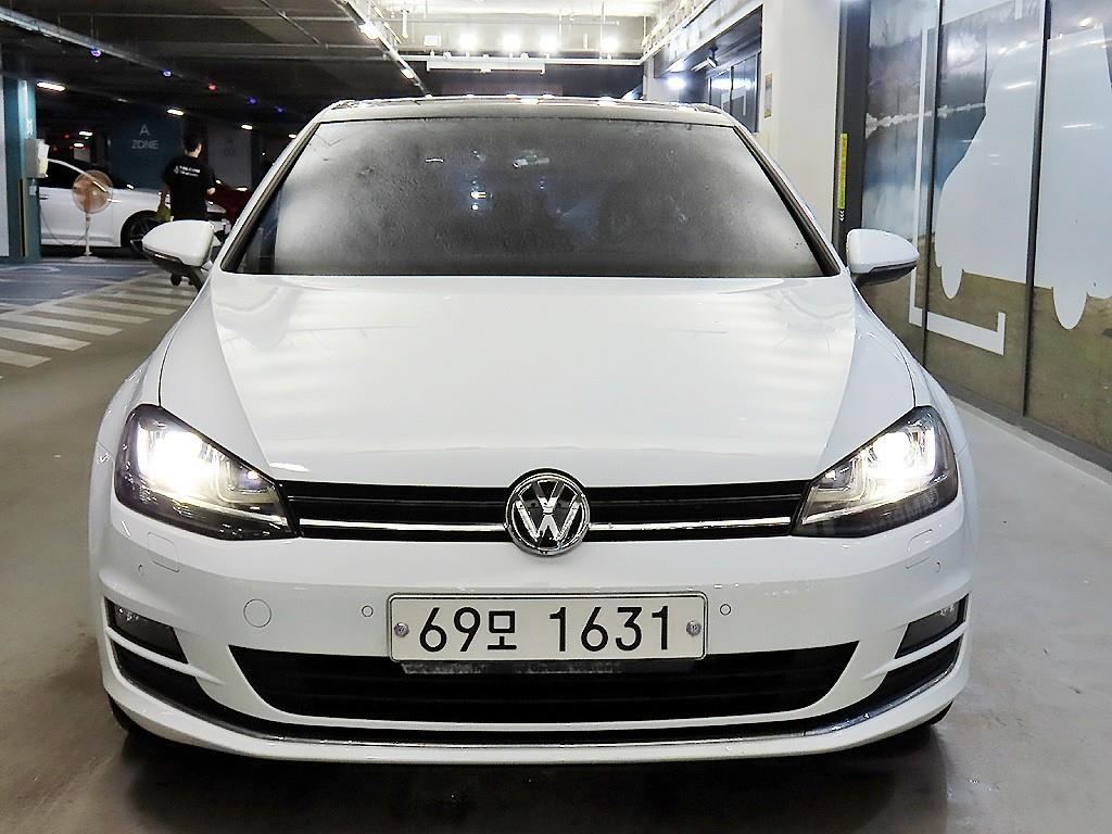 Volkswagen Golf - Vista 2