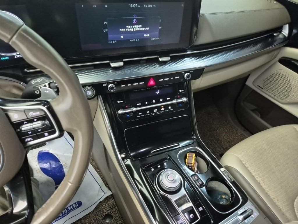 KIA Carnival - Vista 10