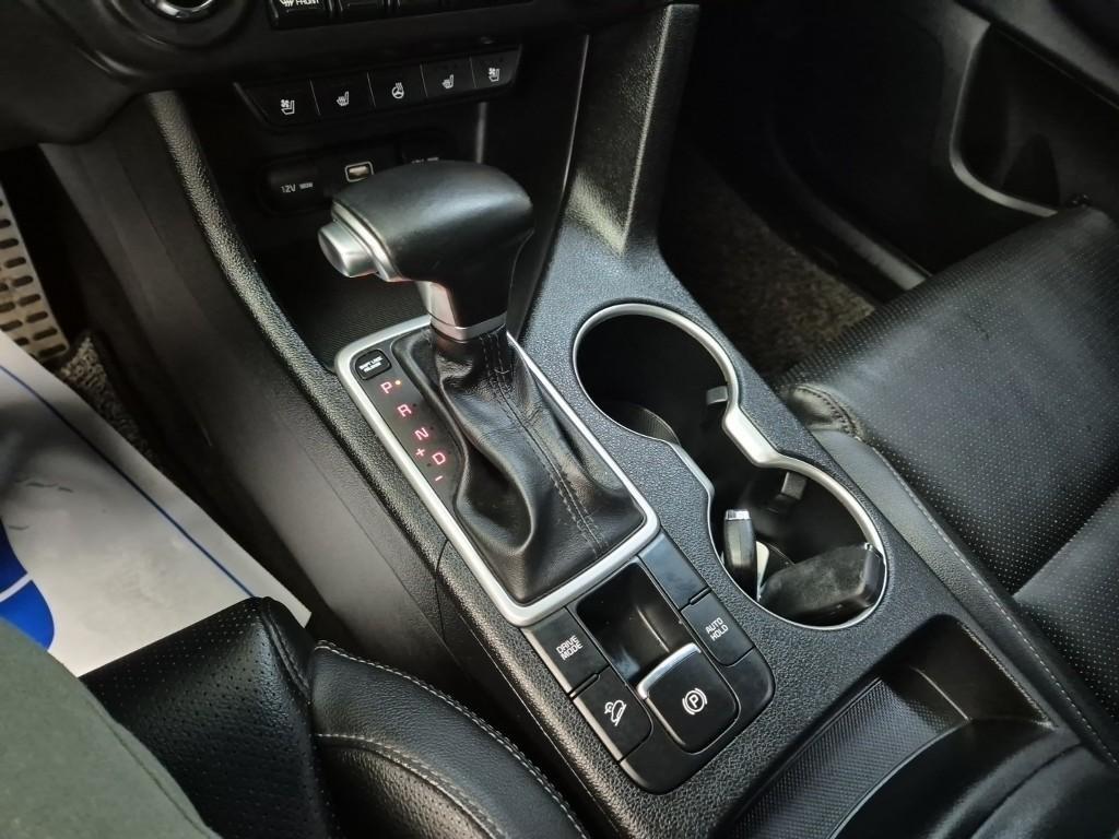 KIA Sportage - Vista 8