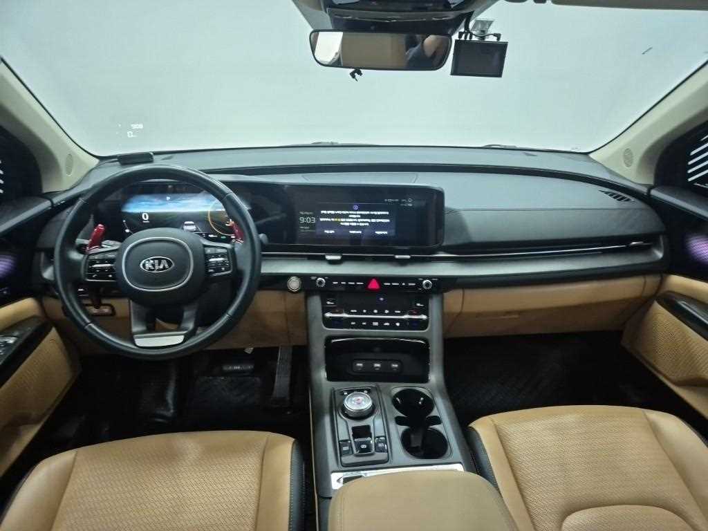 KIA Carnival - Vista 7
