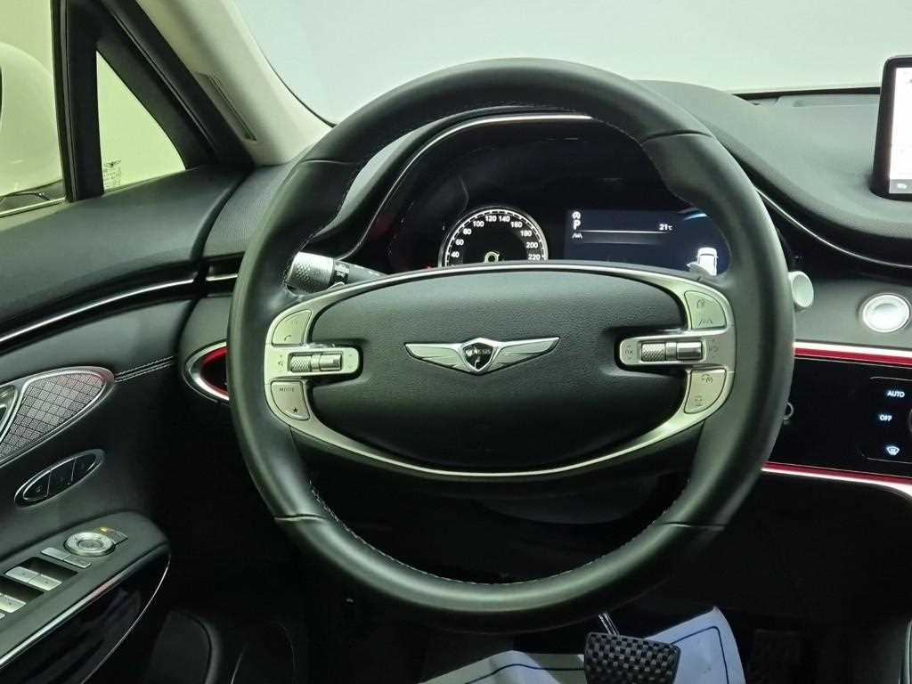 Genesis GV70 - Vista 9