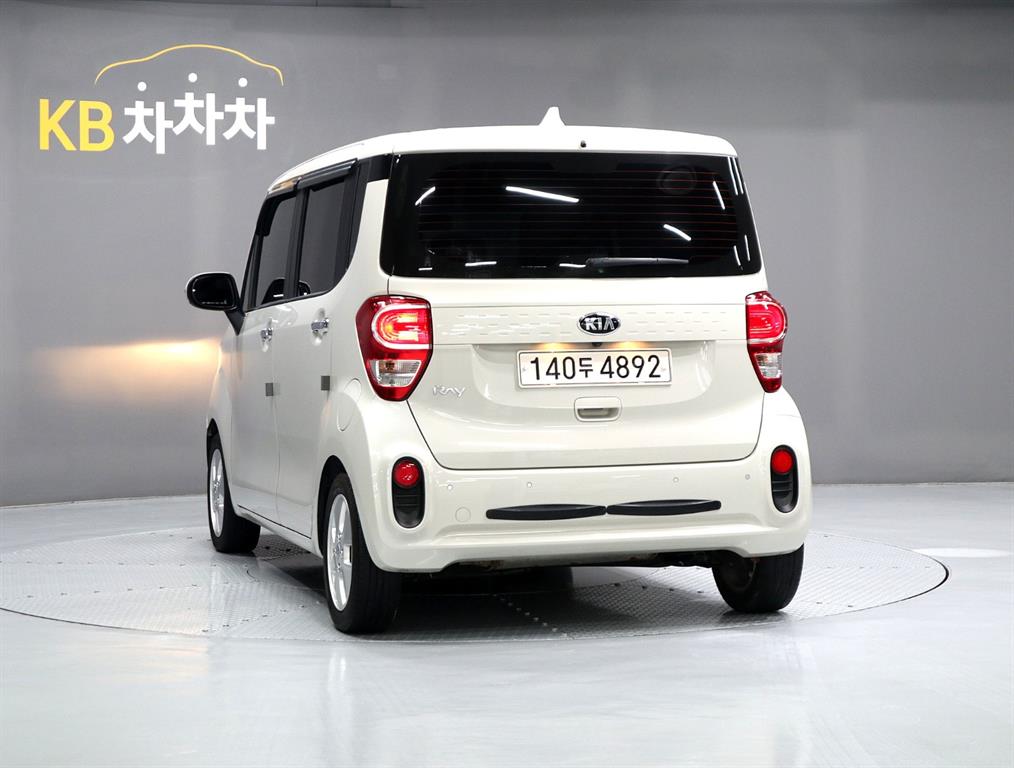 KIA Ray - Vista 4