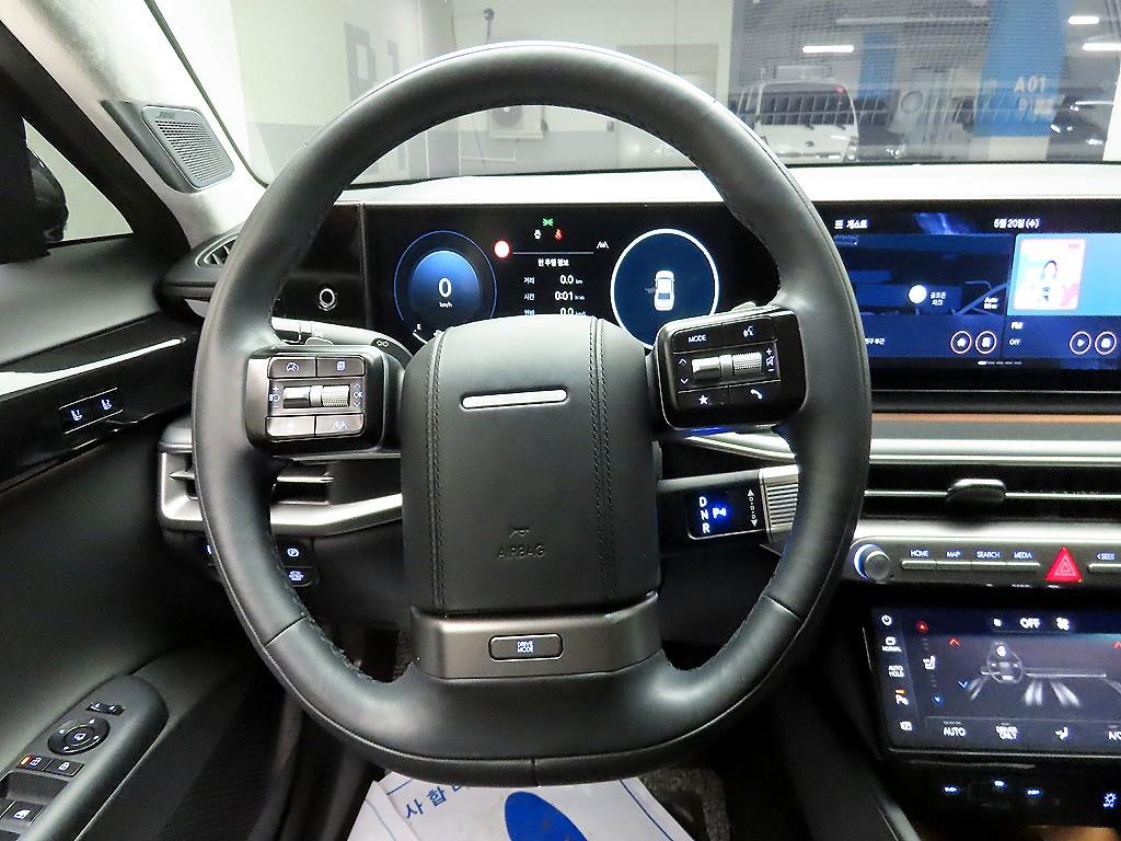 HYUNDAI Grandeur - Vista 7