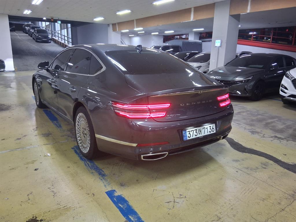 Genesis G80 - Vista 4