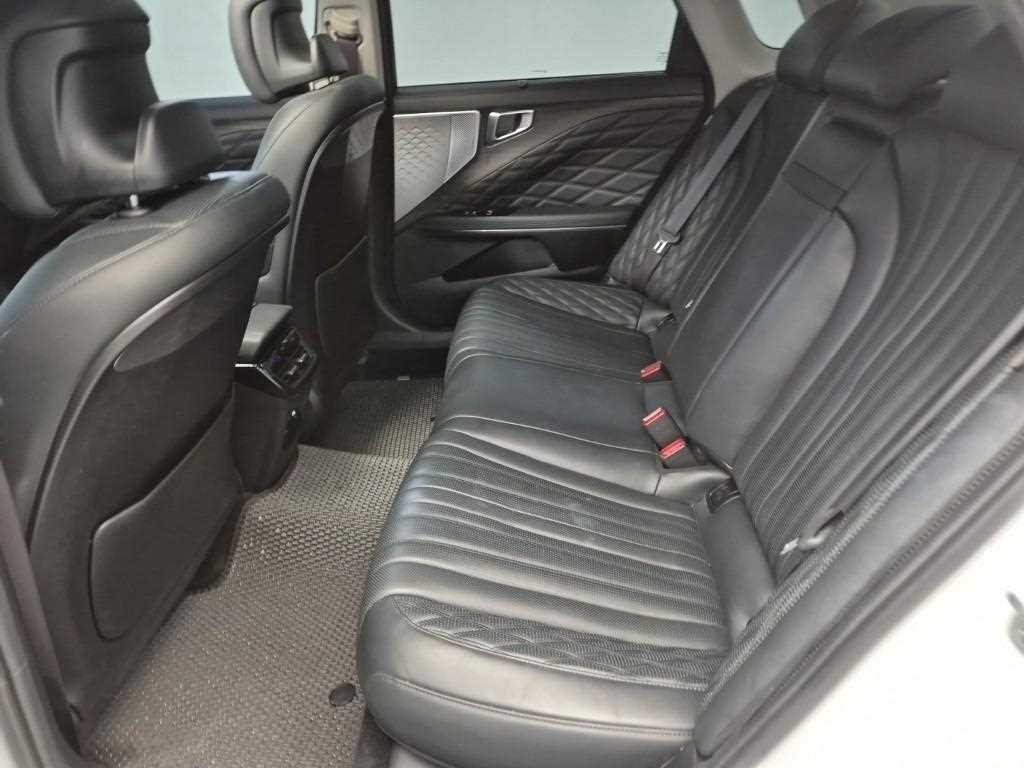 KIA K8 - Vista 12