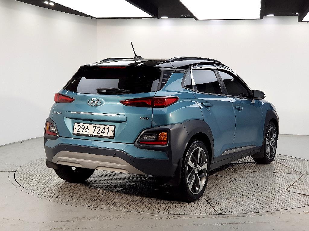 HYUNDAI Kona - Vista 4