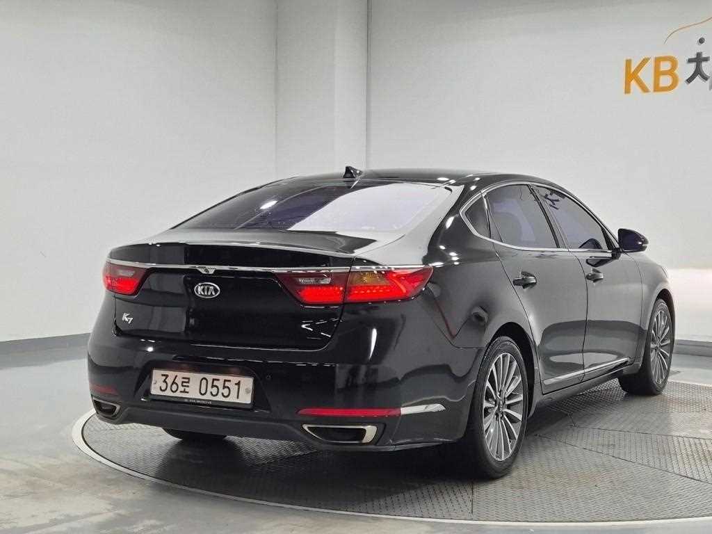 KIA K7 - Vista 3
