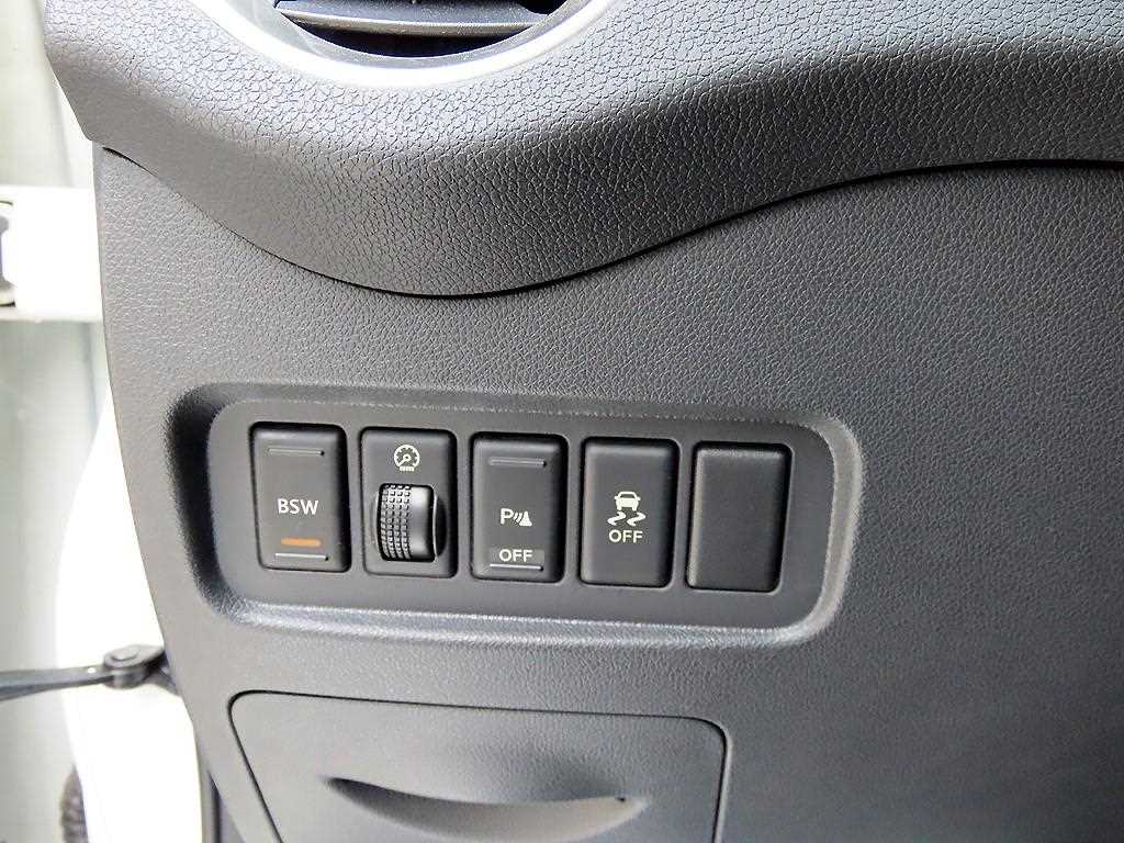 SAMSUNG QM5 - Vista 12
