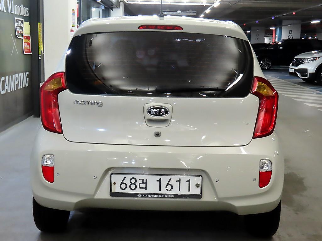 KIA Morning - Vista 5