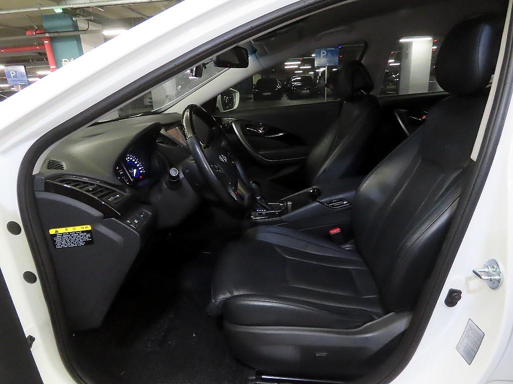 HYUNDAI Grandeur - Vista 6
