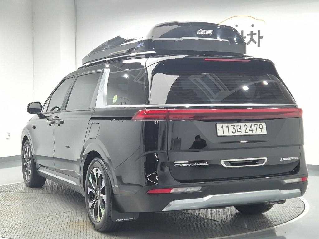 KIA Carnival - Vista 2