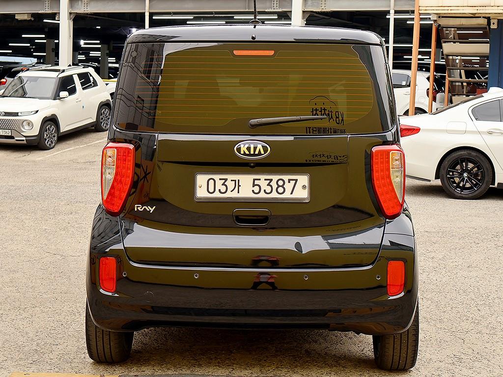KIA Ray - Vista 5