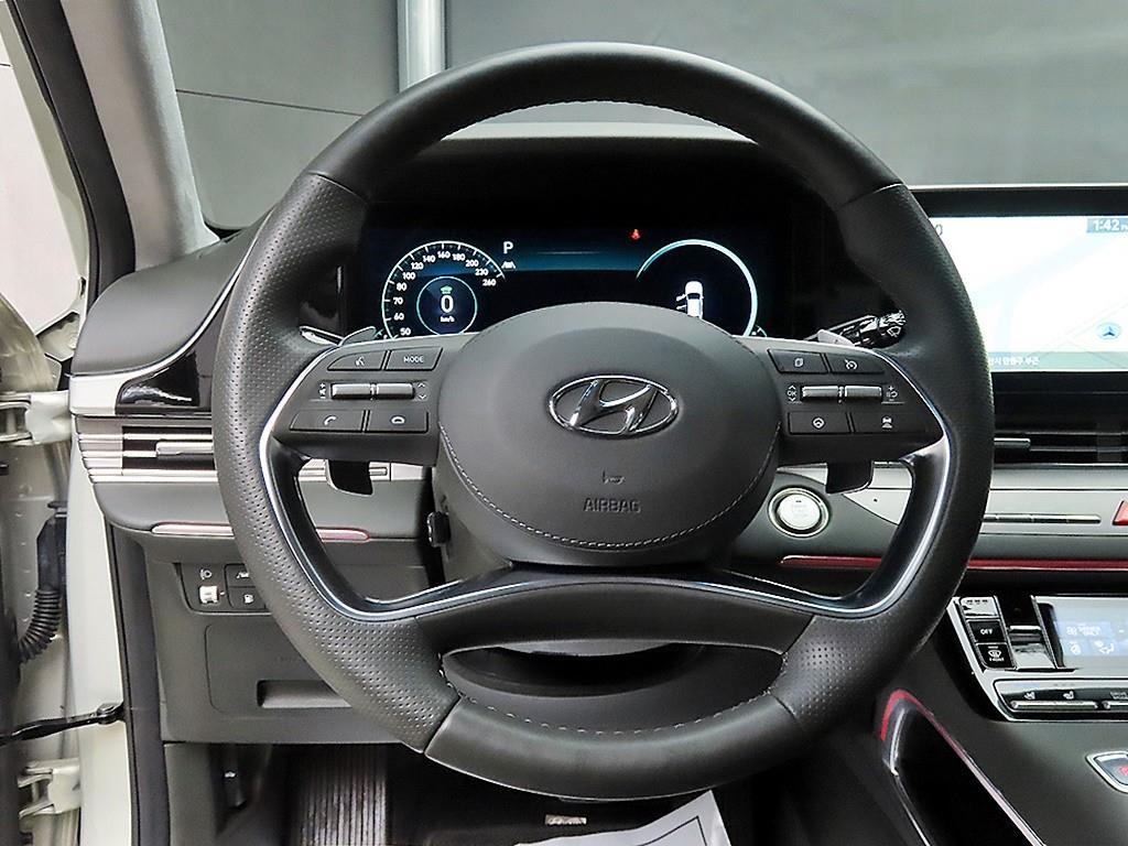 HYUNDAI Grandeur - Vista 9