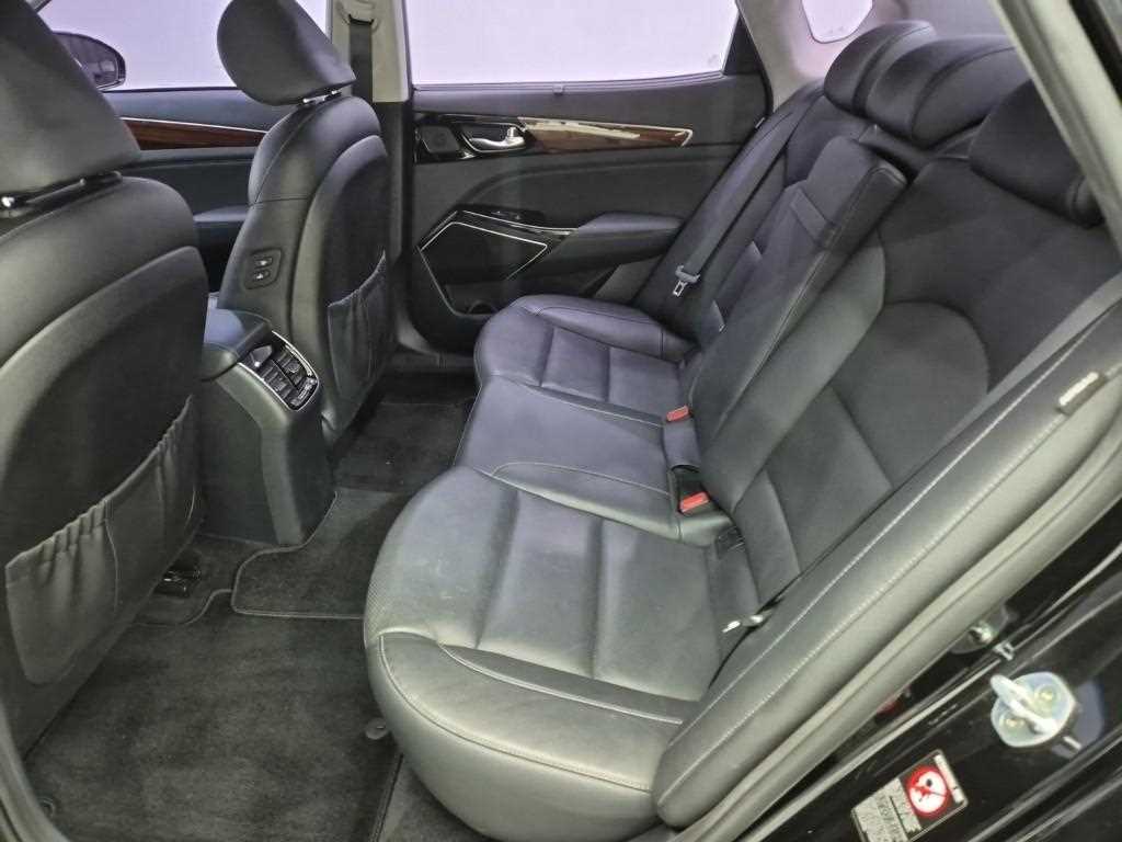 KIA K7 - Vista 12