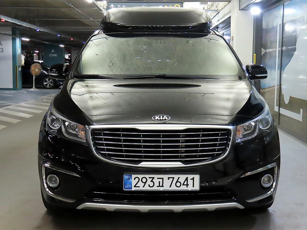KIA Carnival - Vista 2