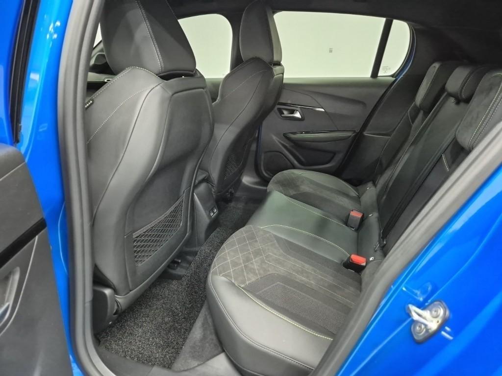 Peugeot 208 - Vista 12