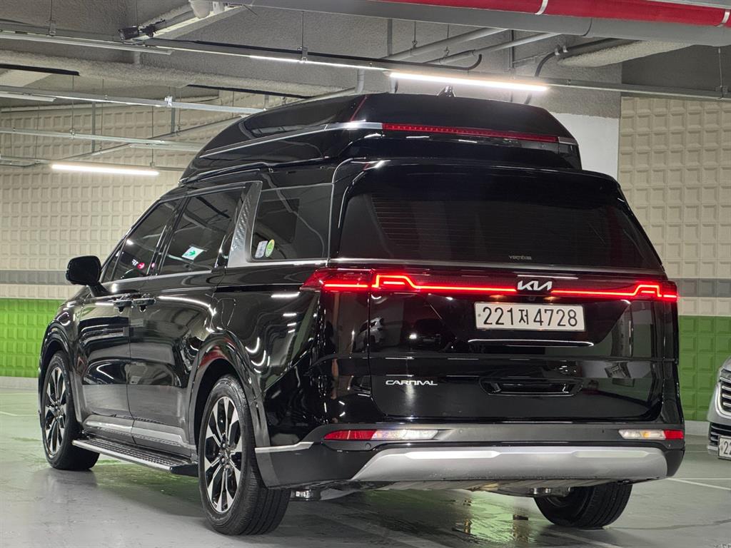 KIA Carnival - Vista 4