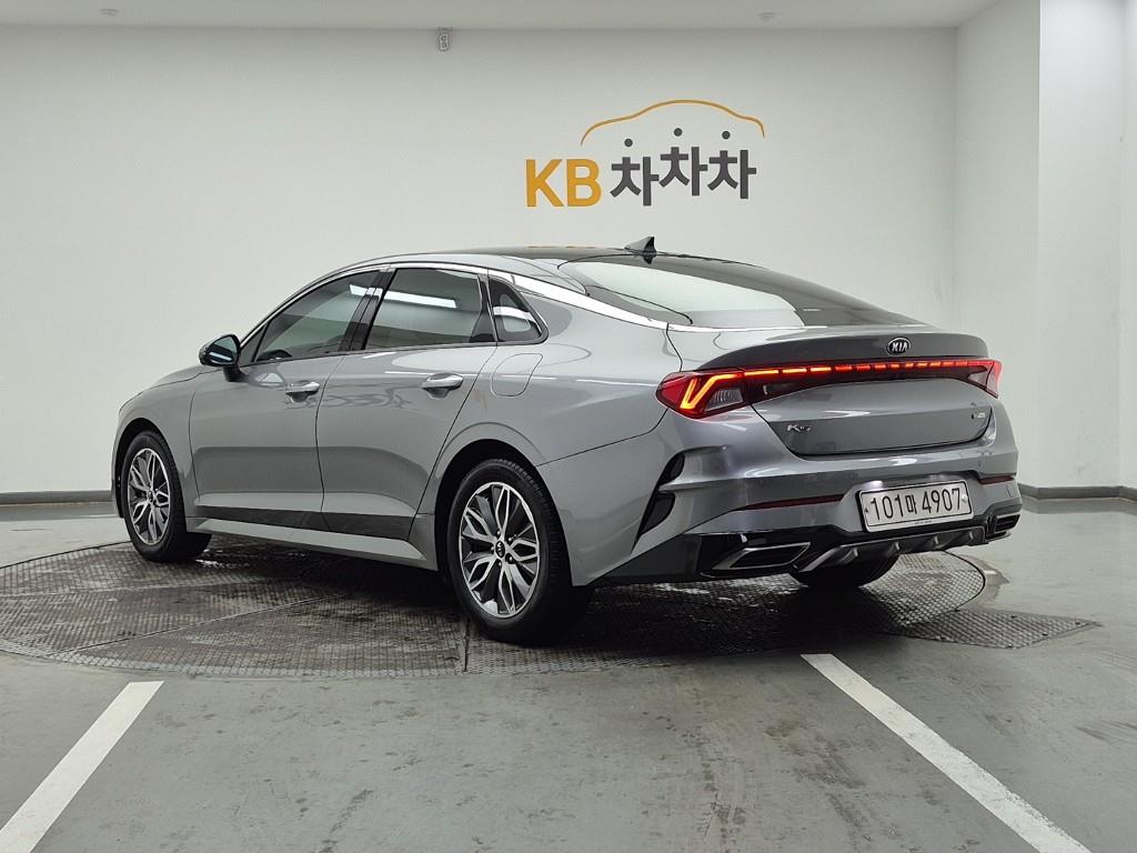 KIA K5 - Vista 3