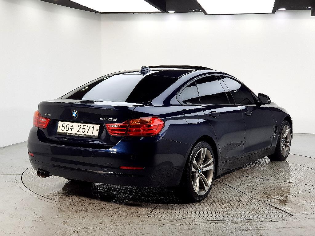 BMW 4 Series - Vista 4