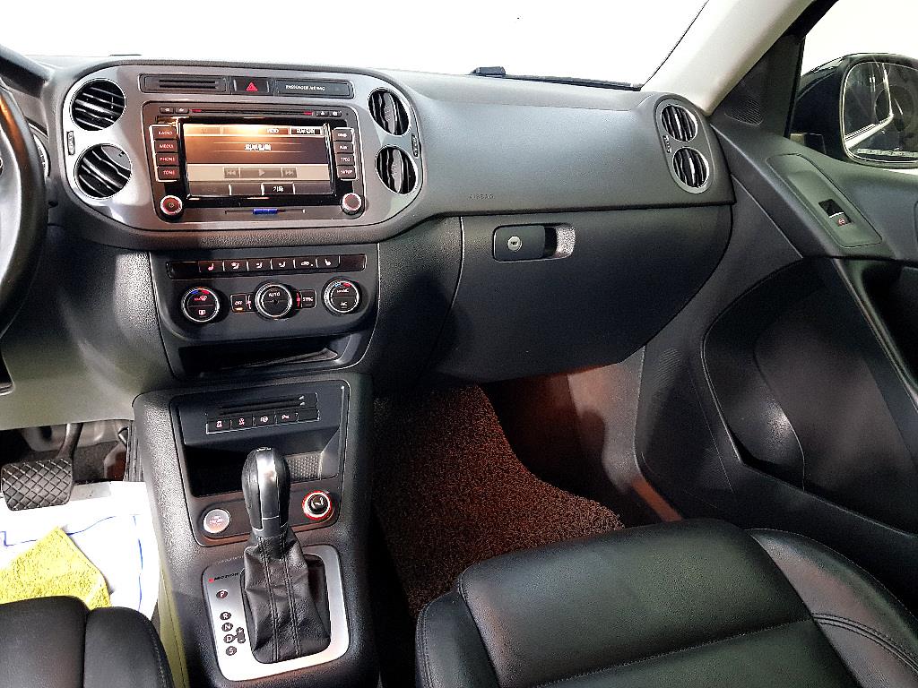 Volkswagen Tiguan - Vista 10