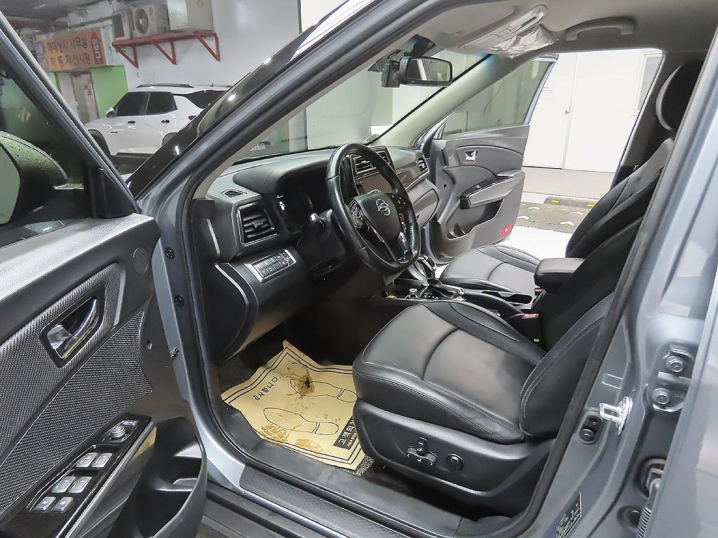 Ssangyong Tivoli 2022 Gris - Importación desde Corea - HF Imports Iquique - Foto 12