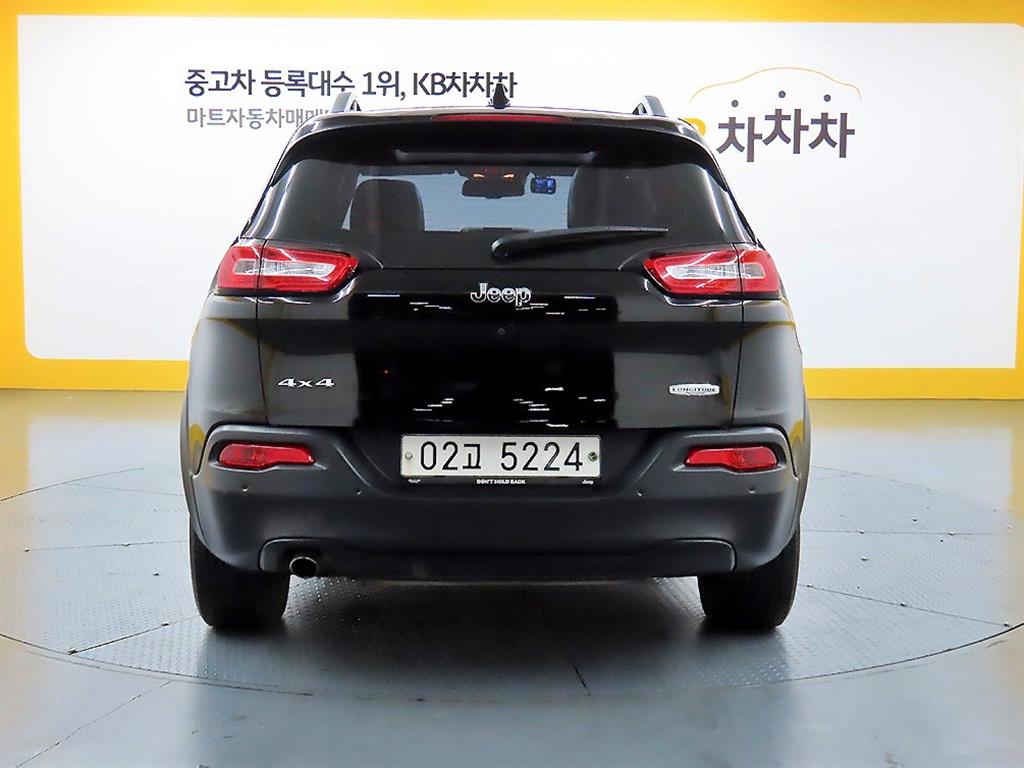 Jeep Cherokee - Vista 3