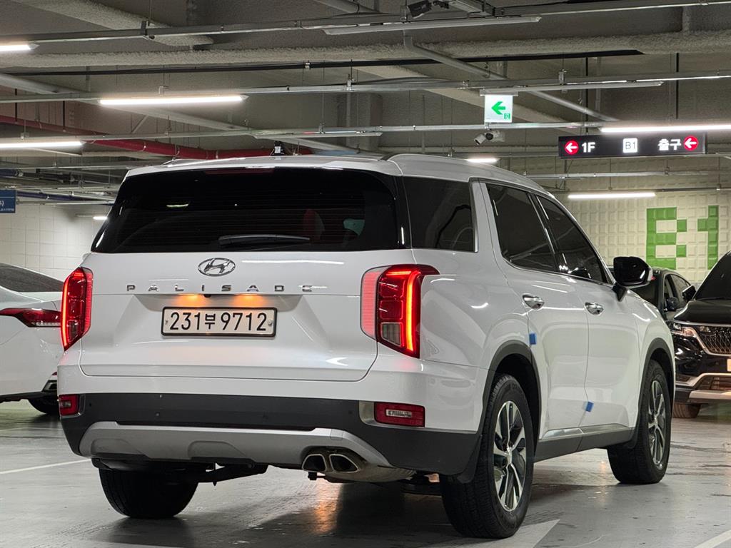 HYUNDAI Palisade - Vista 3