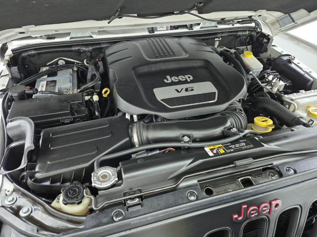Jeep Wrangler - Vista 6