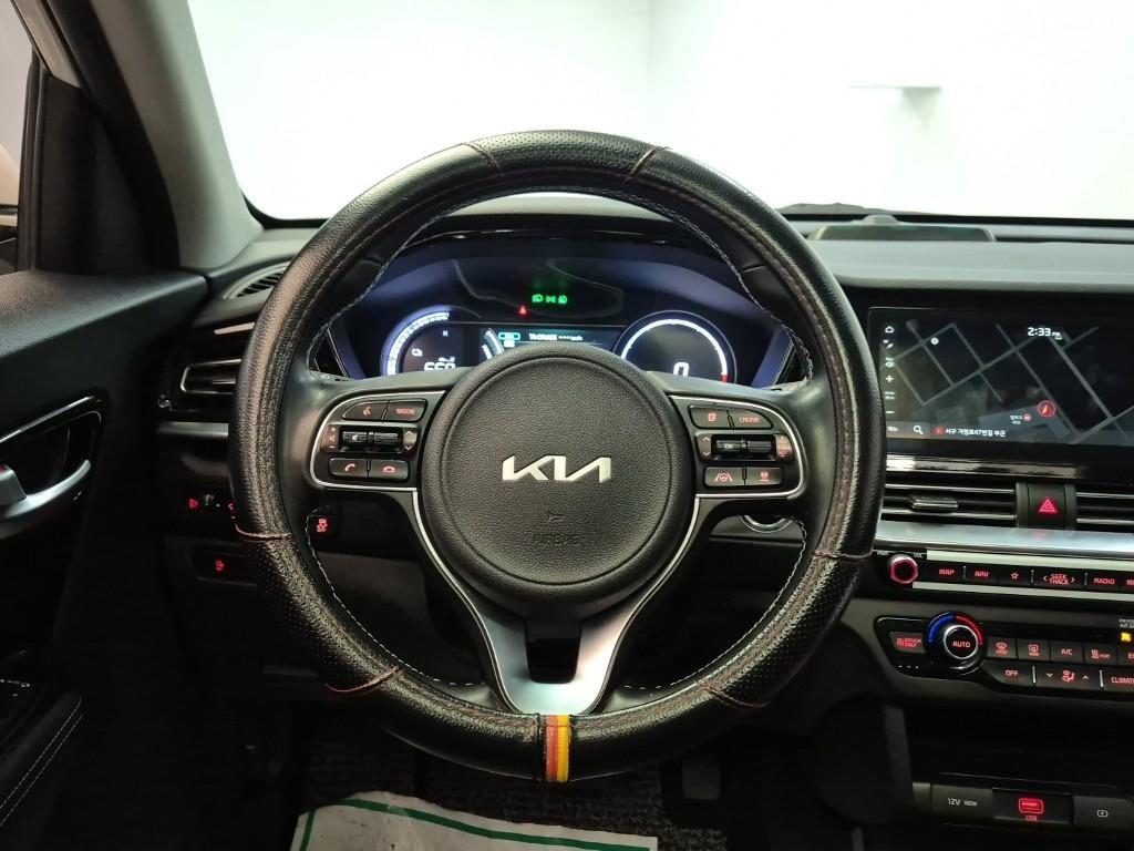 KIA Niro - Vista 9