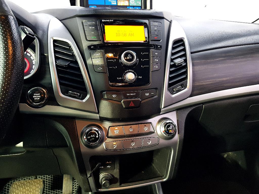 Ssangyong Korando 2016 Blanco - Importación desde Corea - HF Imports Iquique - Foto 13