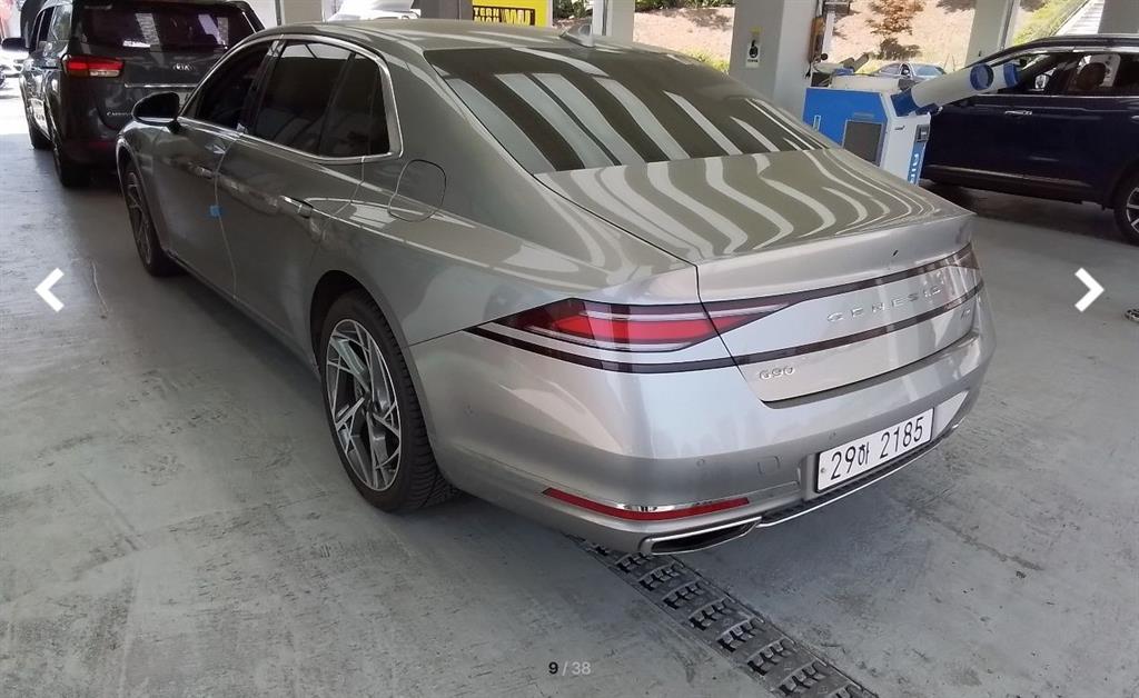 Genesis G90 - Vista 3