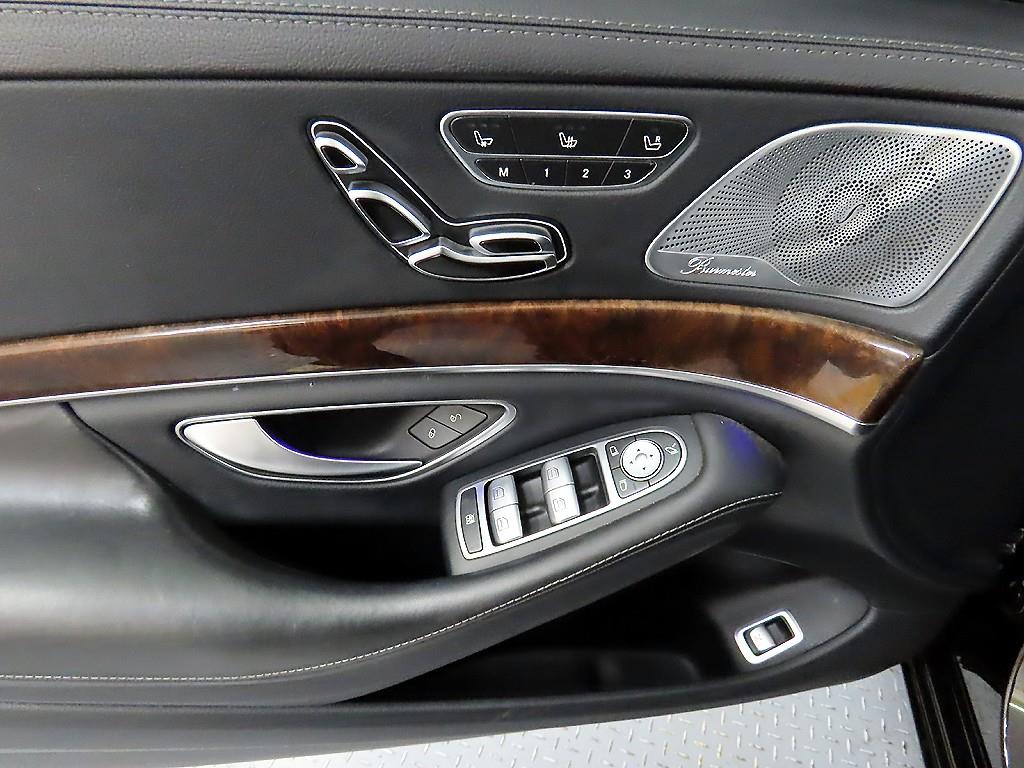 Mercedes Benz S Class - Vista 11