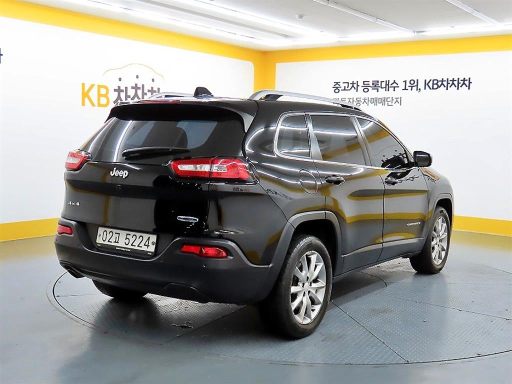 Jeep Cherokee - Vista 4