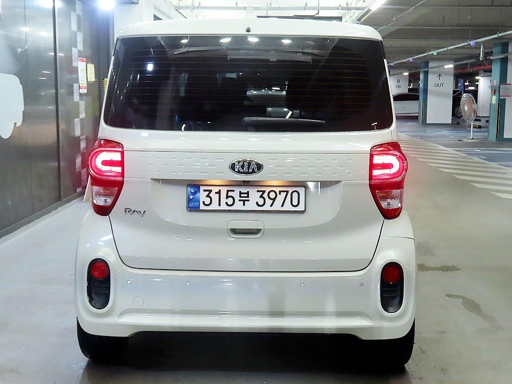 KIA Ray - Vista 5