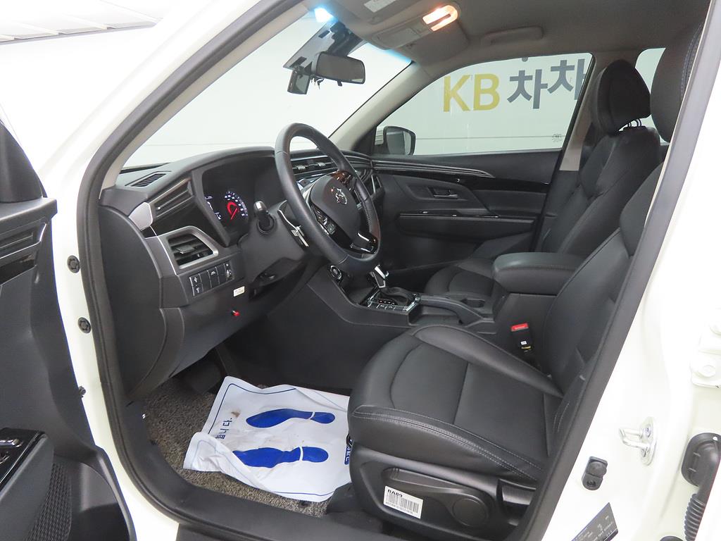 Ssangyong Korando - Vista 5