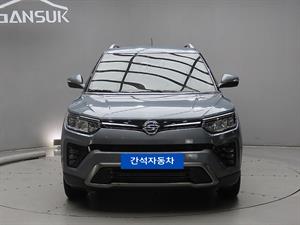 Ssangyong Tivoli - Vista 2