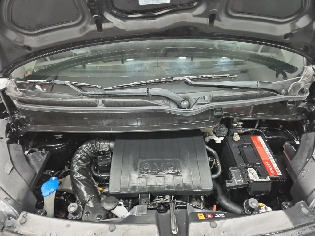 KIA Ray - Vista 5