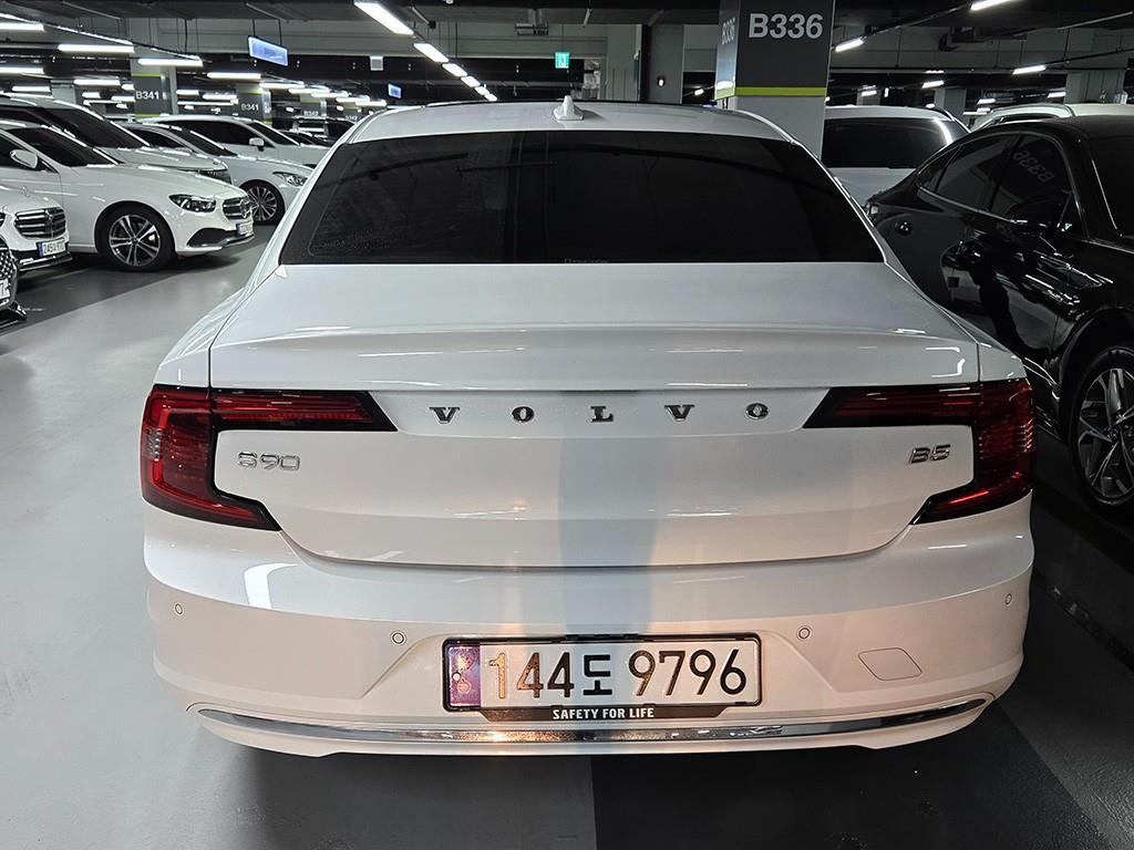 Volvo S90 - Vista 4