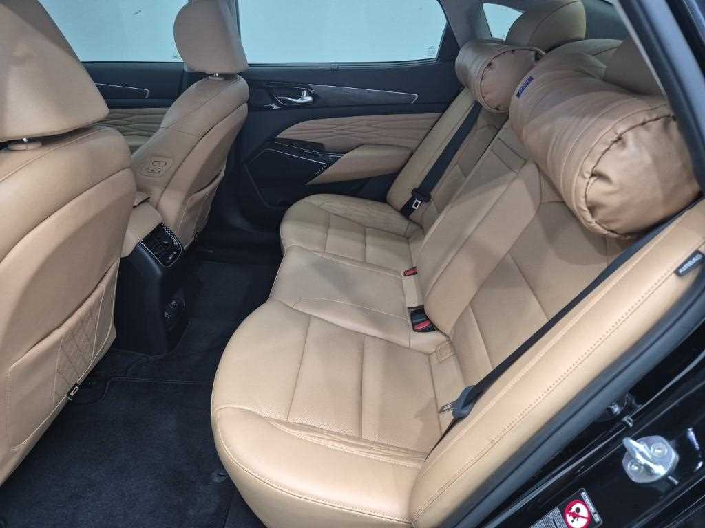 KIA K7 - Vista 12