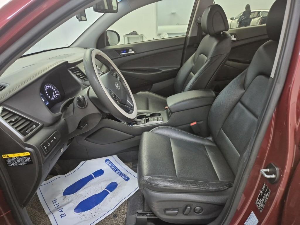 HYUNDAI Tucson - Vista 11