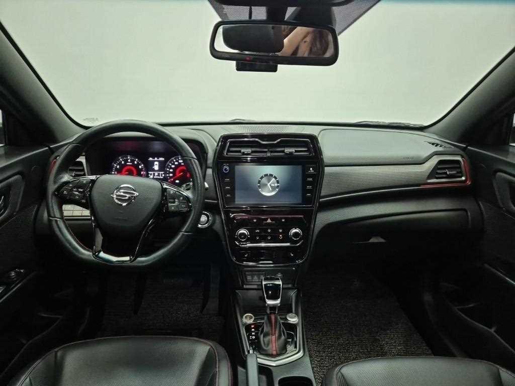 Ssangyong Tivoli - Vista 7
