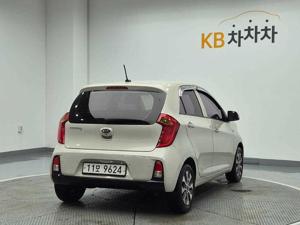 KIA Morning - Vista 3
