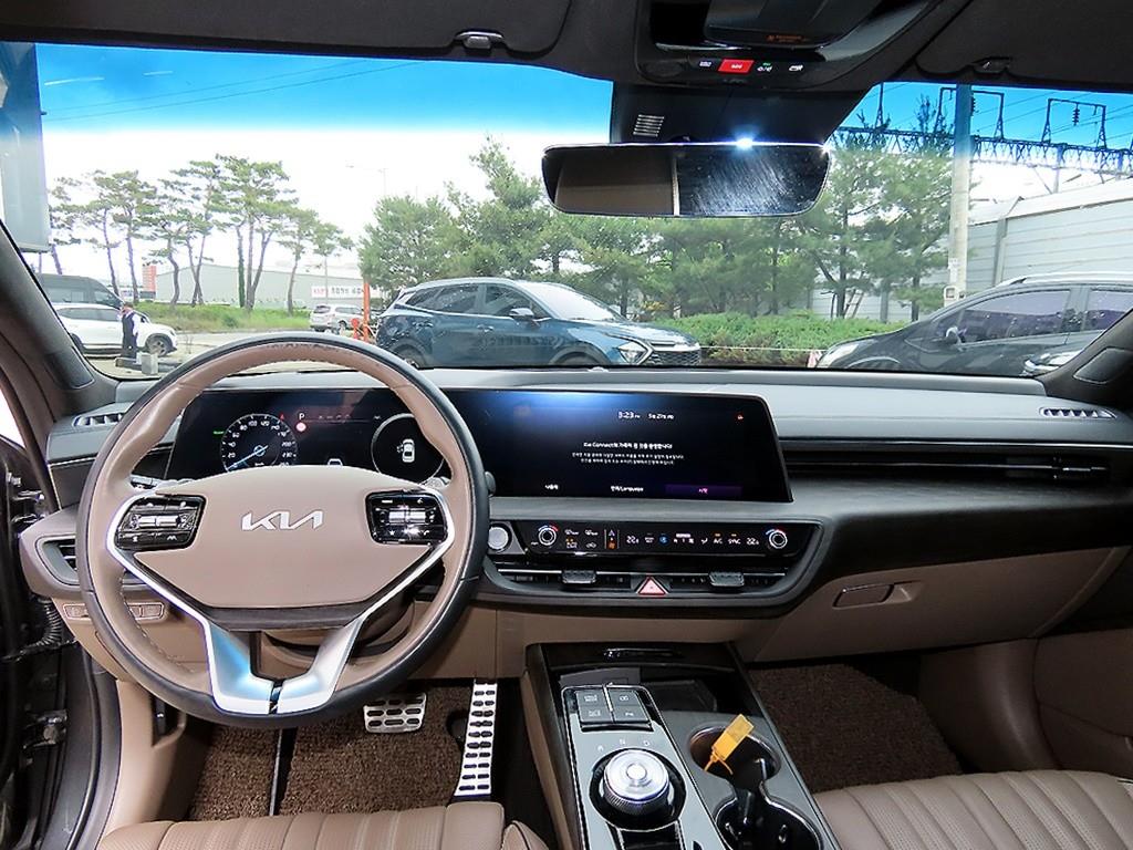 KIA K8 - Vista 7