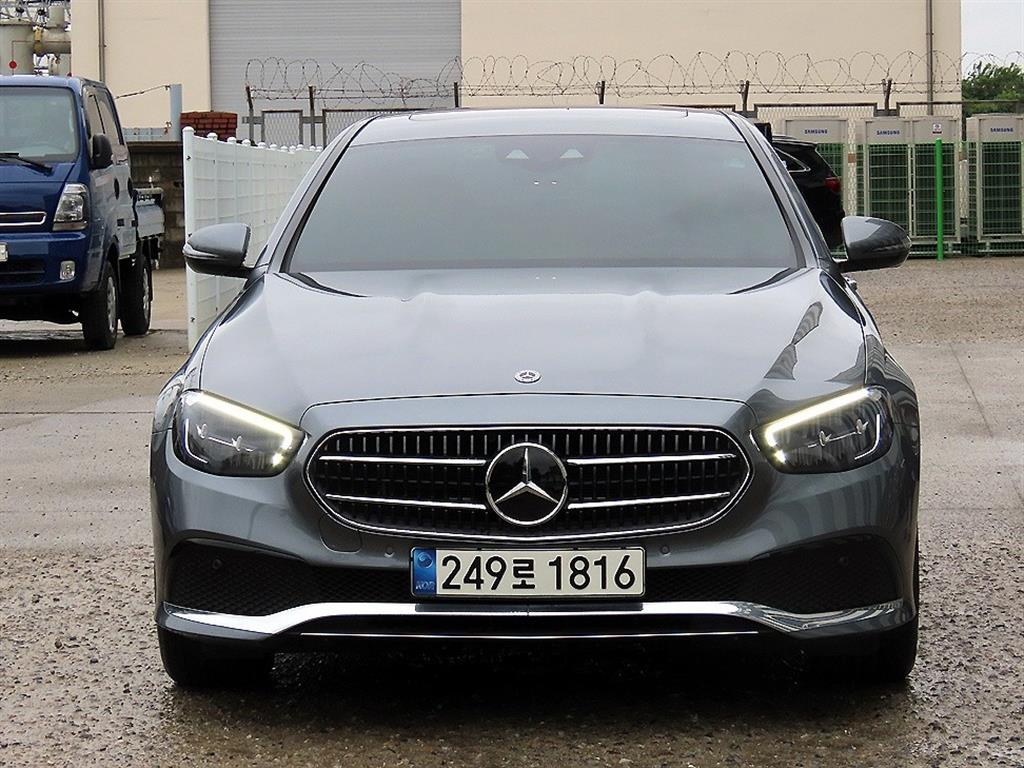 Mercedes Benz E class 2021 Gris - Importación desde Corea - HF Imports Iquique - Foto 1