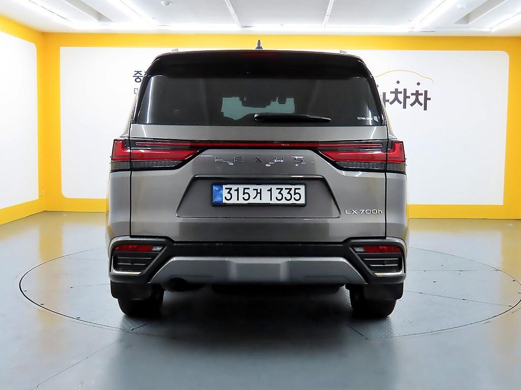 Lexus LX - Vista 3