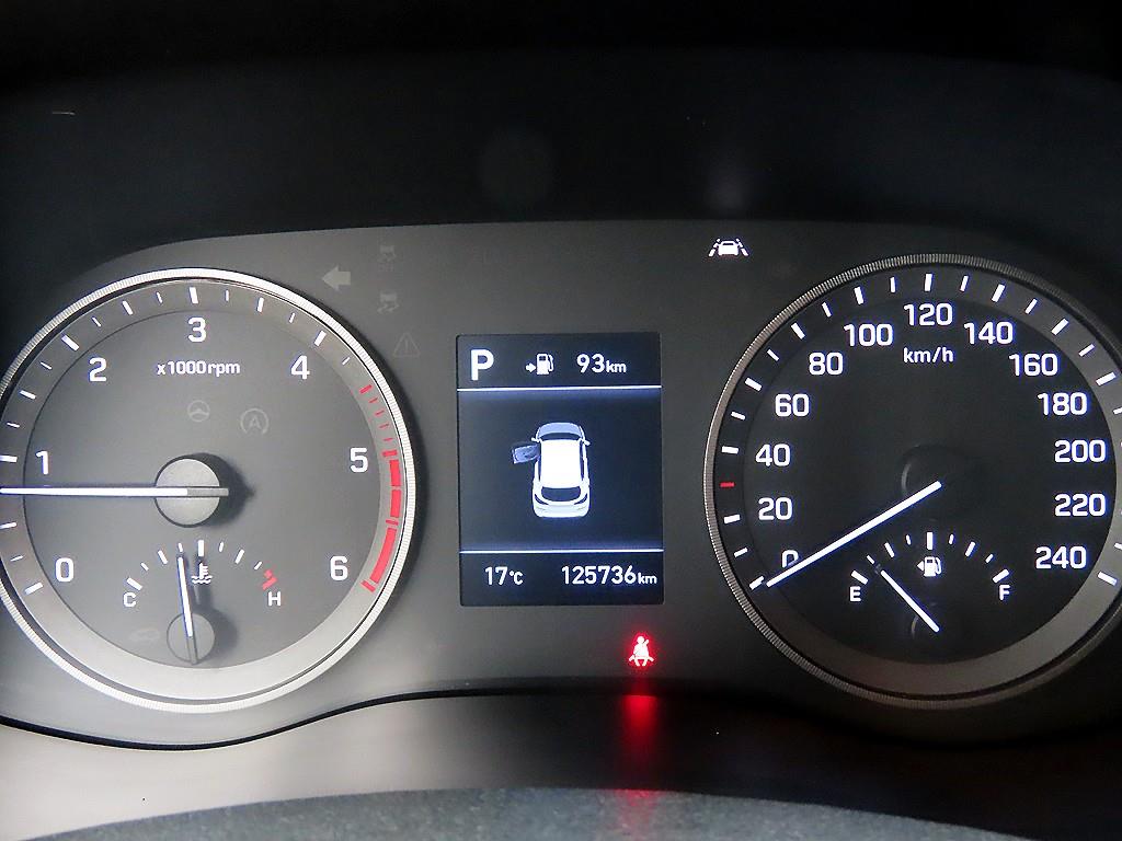 HYUNDAI Tucson - Vista 9