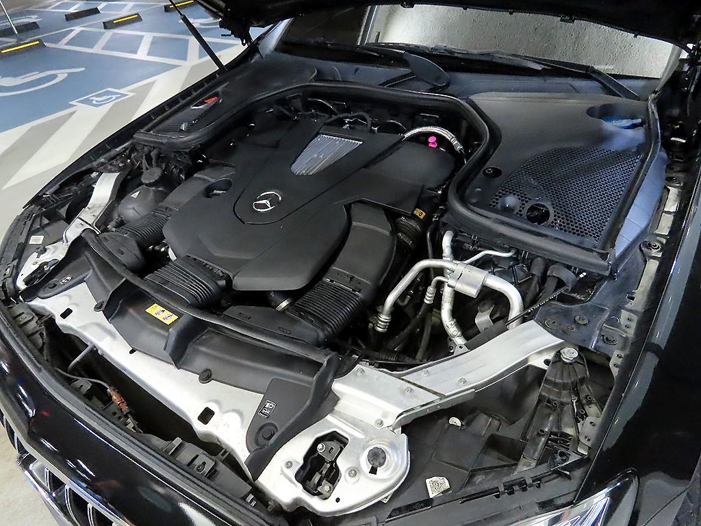 Mercedes Benz E class 2017 Negro - Importación desde Corea - HF Imports Iquique - Foto 19